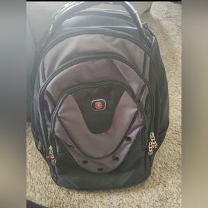 SwissGear Black and Gray Sporty Backpack with Modern Design, NWOT